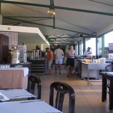 Hotell Big Blue Sky 4*